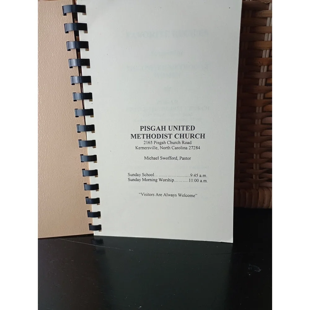 Pisgah United Methodist Church‎ Kernersville, NC Cookbook Spiral Vintage